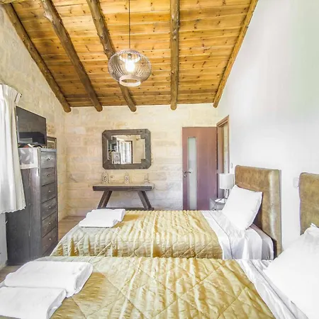 Christine Countryside House - Fully Renovated With Modern Comforts